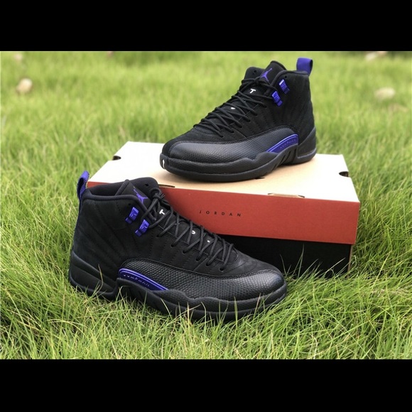 SneakerSelling best prices over here so let me kno - Picture 8 of 9